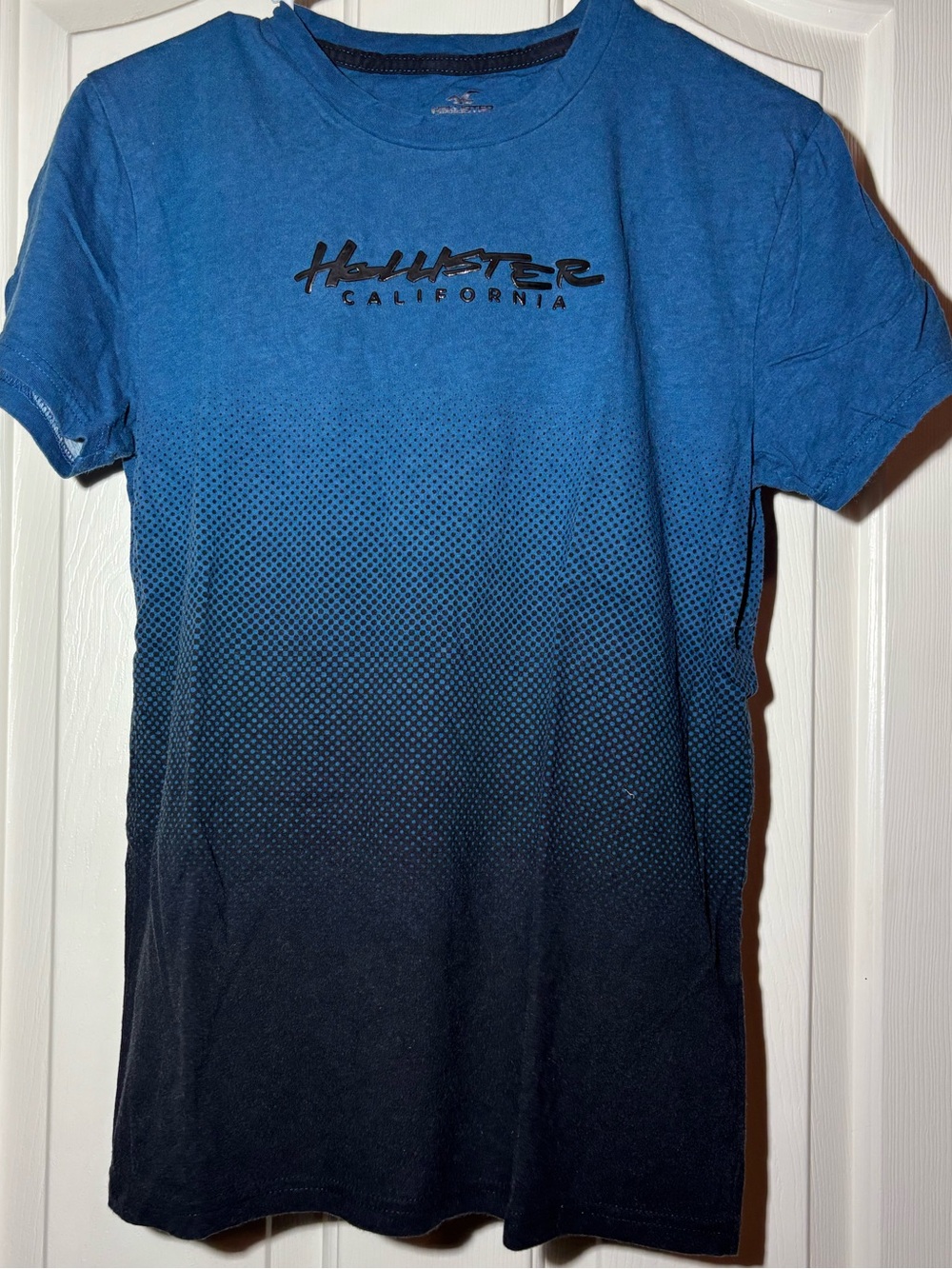 Hollister Blue to Black Ombre Graphic Short Sleeve Tee